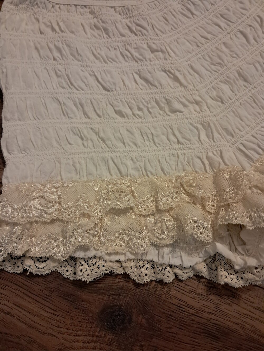 Intimately Free People Cream Lace-Trim Smocked Shorts Bloomers - Picture 2 of 4